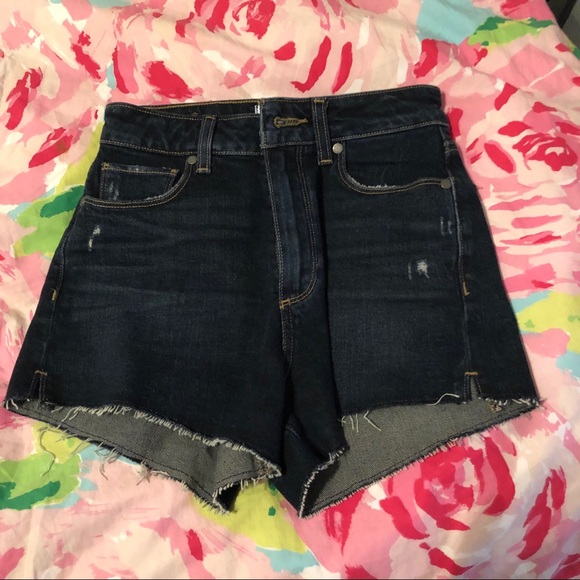 Margot Short - Picture 2 of 4